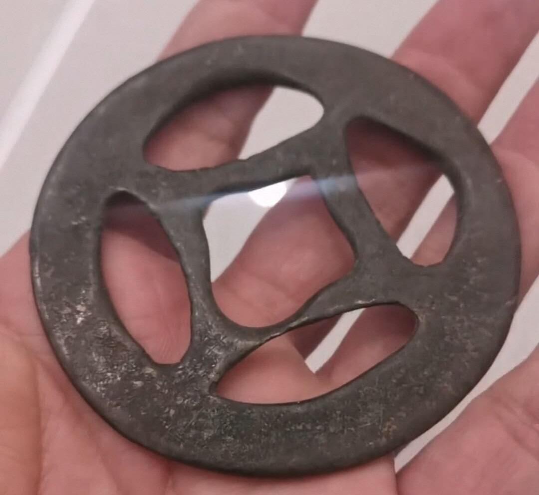 老房梁上的装饰物