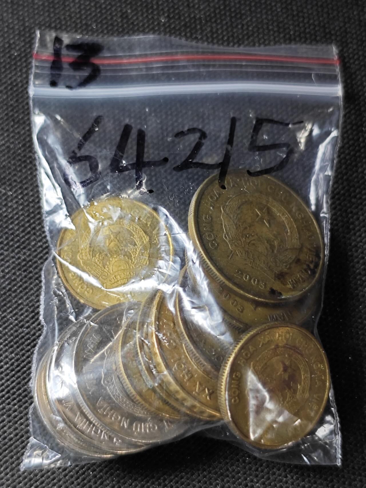 KK钱币收藏小铺  第364场  2月预留时间 周末发货  越南一组13枚散币