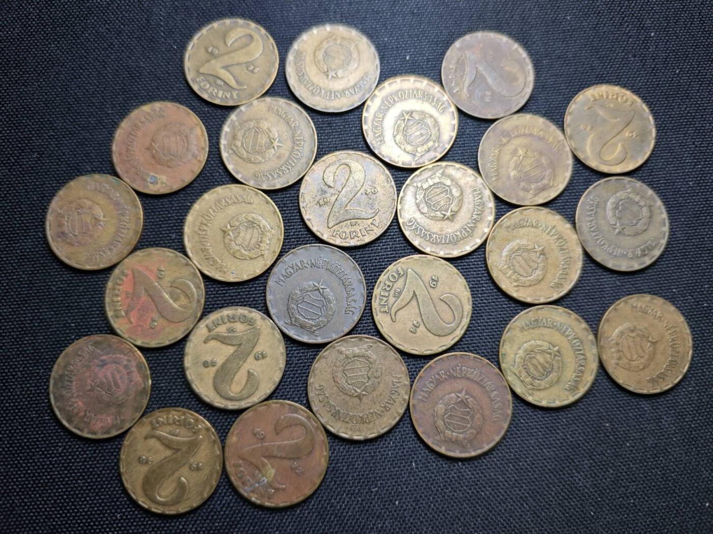 KK钱币收藏小铺  第364场  2月预留时间 周末发货  匈牙利一组57枚散币