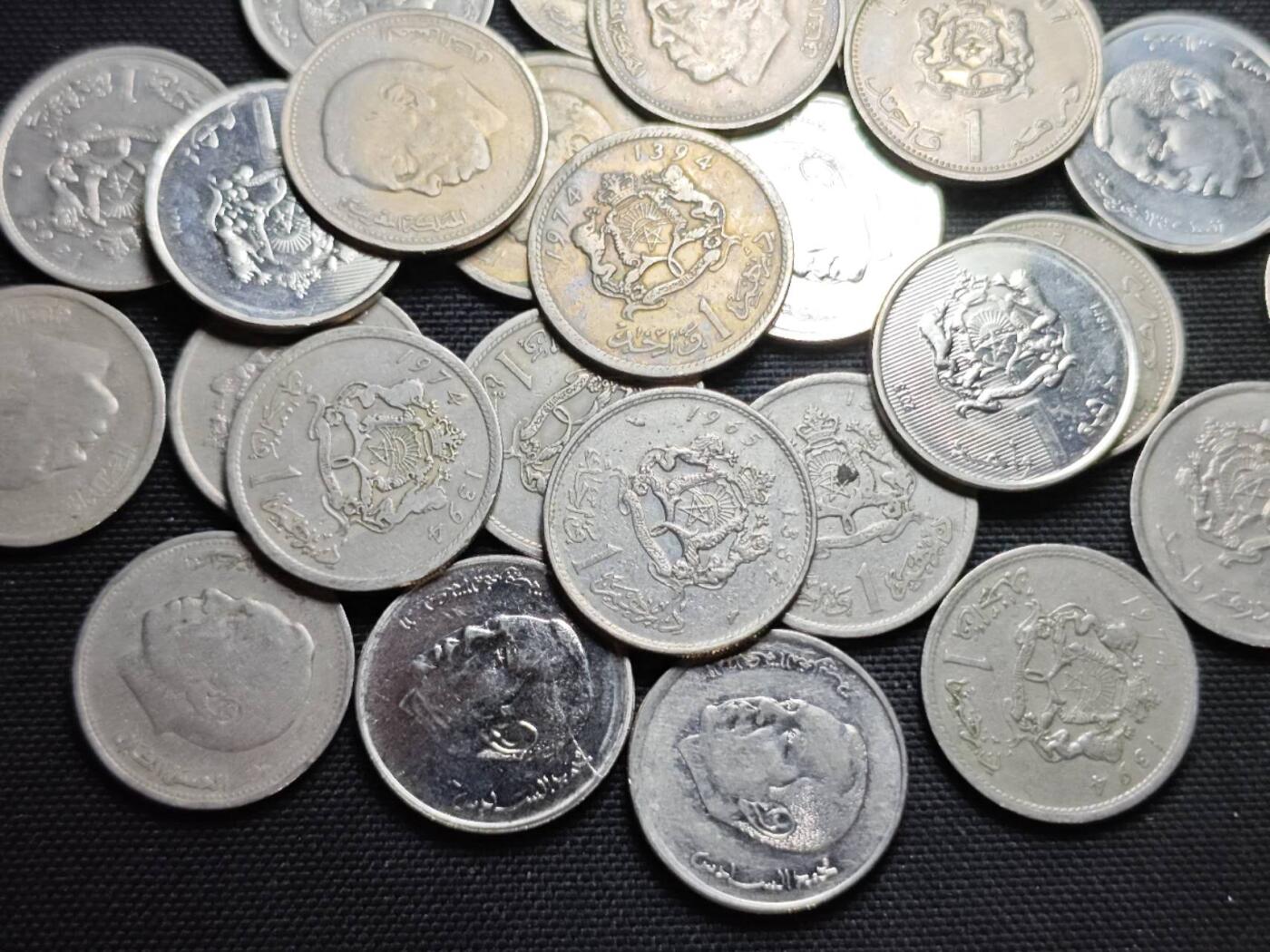 KK钱币收藏小铺  第364场  2月预留时间 周末发货  摩洛哥1迪拉姆，0.5迪拉姆一组40枚