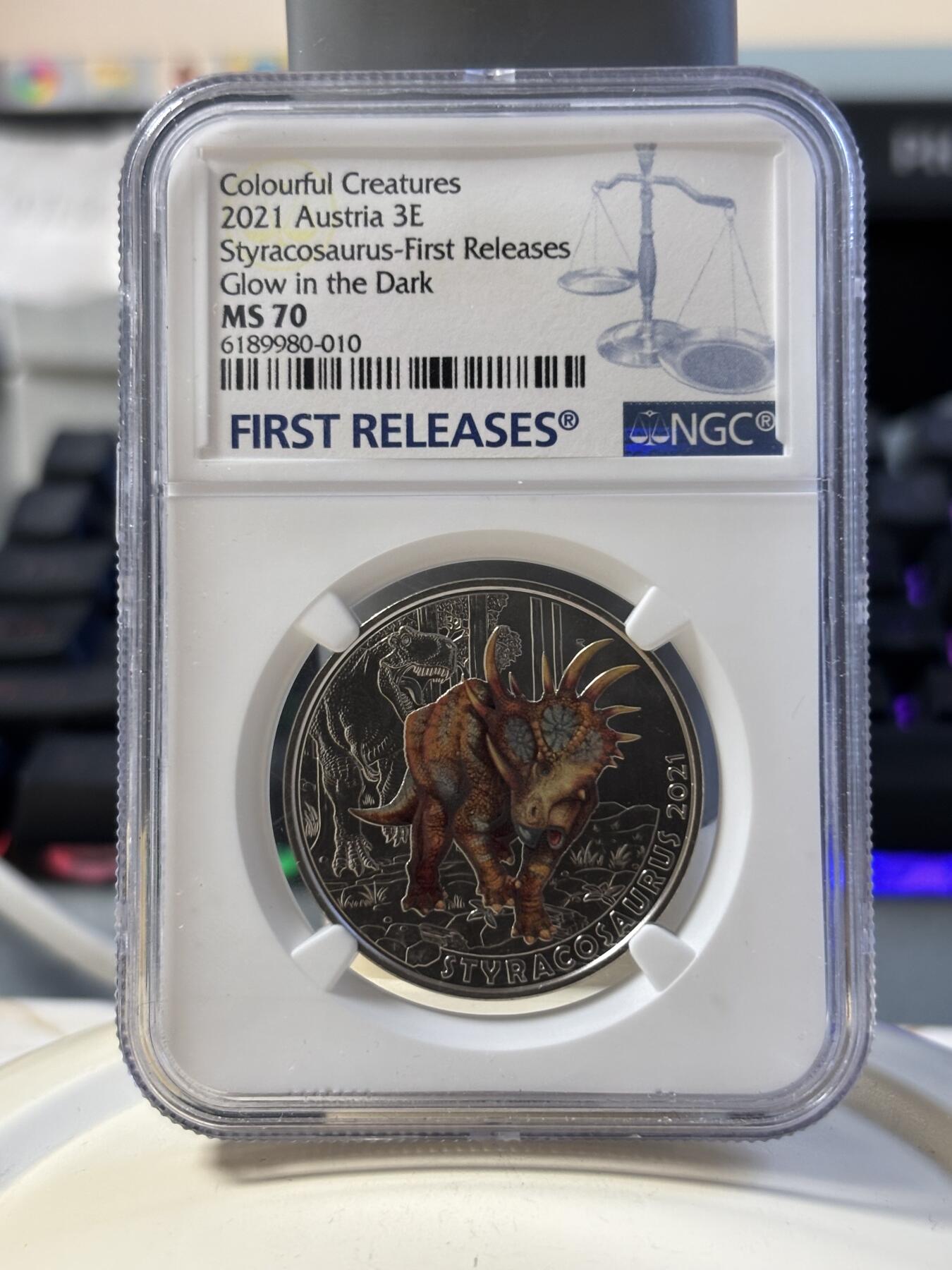 第181期拍卖 奥地利2021年夜光恐龙系列亚伯达戟龙纪念币NGC-MS70首无盒无证书