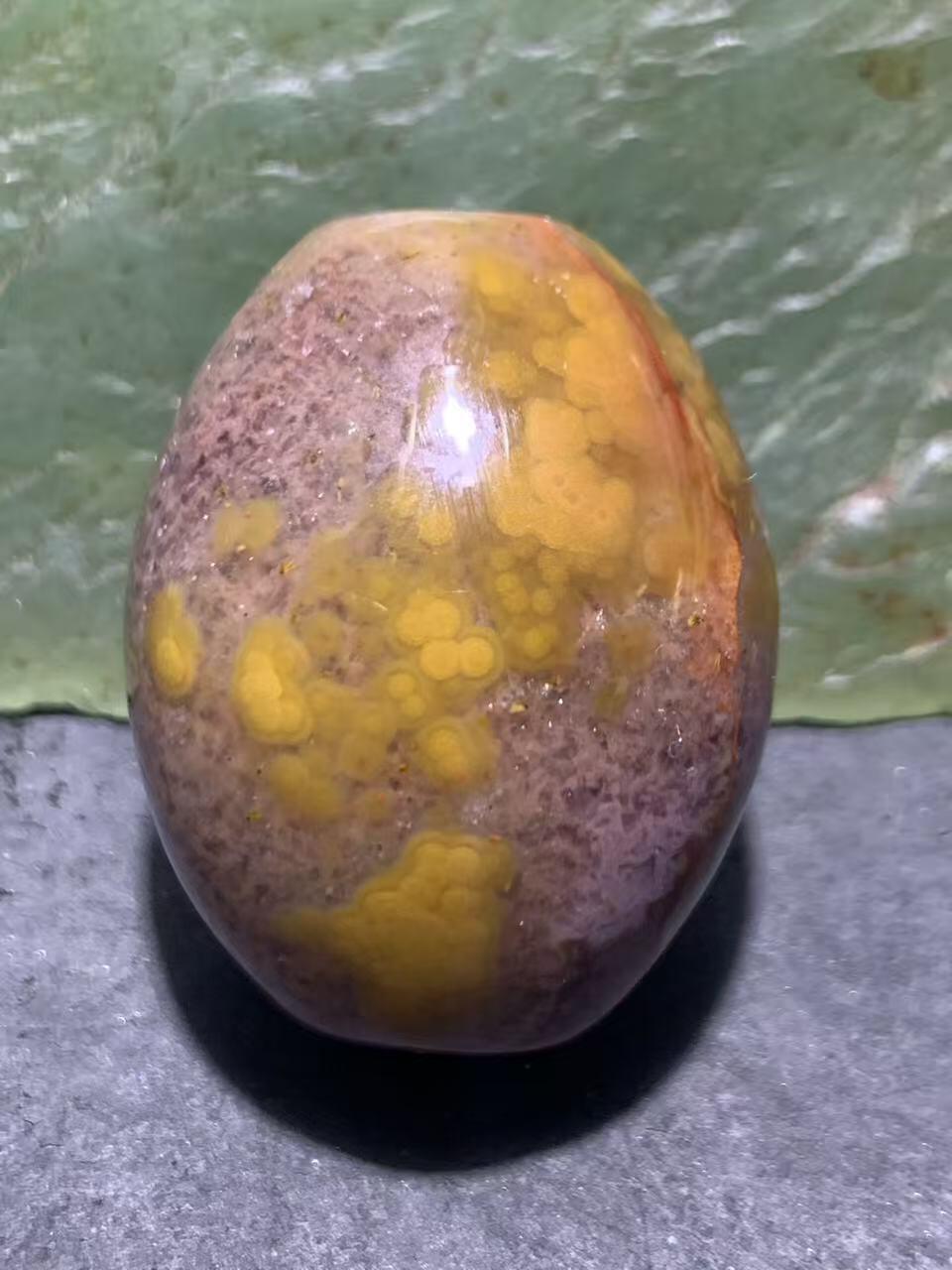 精美冻料鸡油黄糖心料战国红玛瑙勒子一颗！