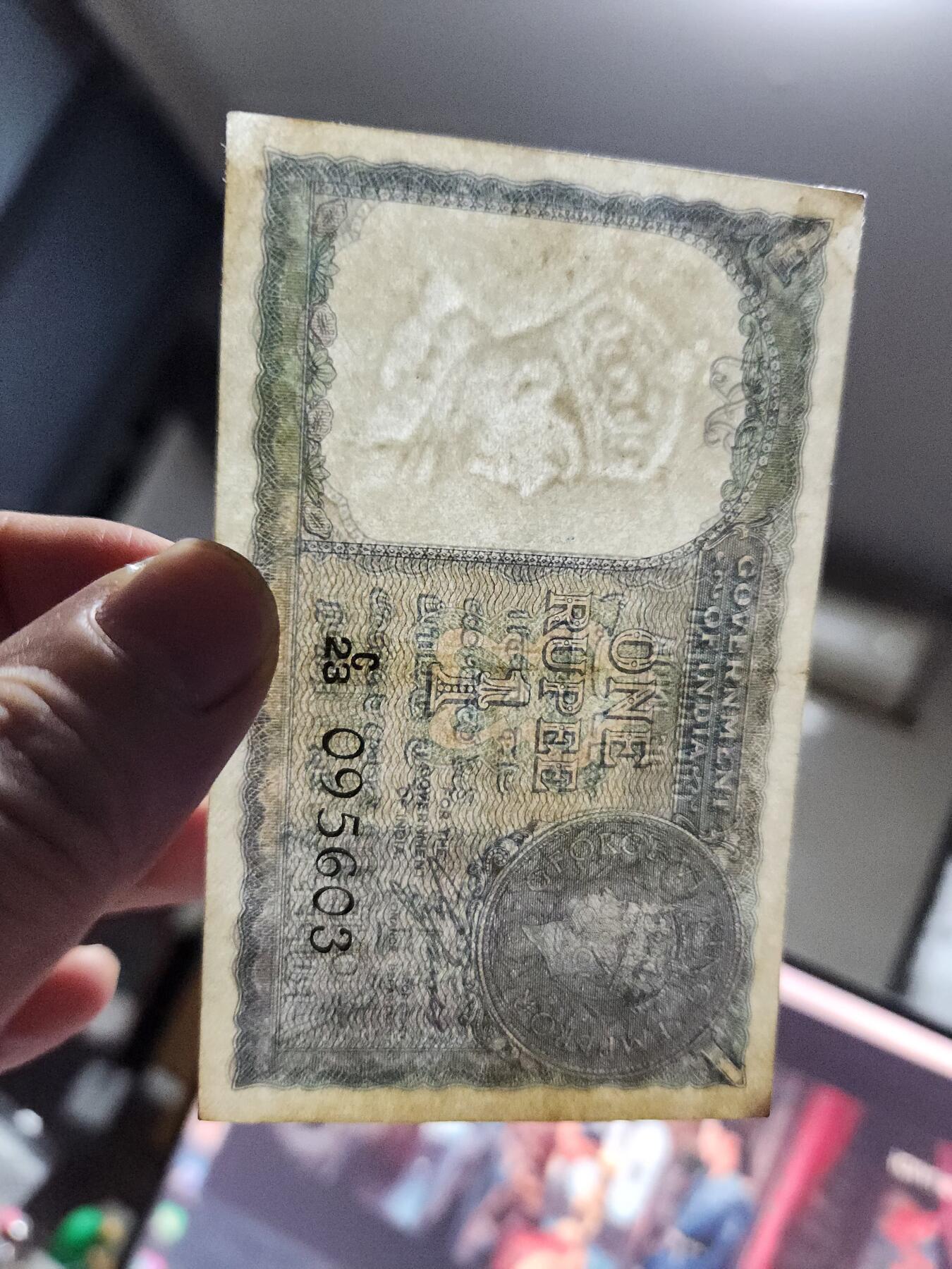 11月9号晚上8点 外国纸币自动截拍第54场 印度1940年1卢比 首版黑号 稀少