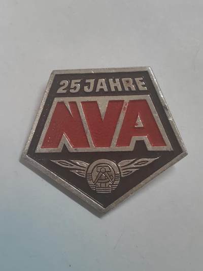 荷兰第128期勋赏拍卖 - 民主德国人民军建立二十五周年纪念章