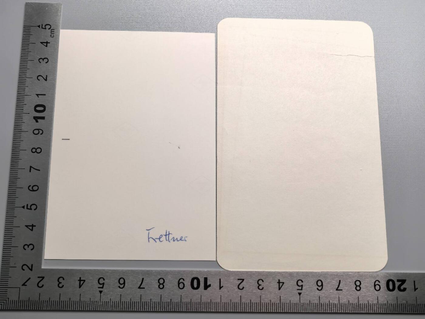 小驴勋章奖章收藏11月8日周六晚6点拍卖（珍爱和平，收藏战争，铭记历史，勿忘国耻，忠党爱国。有偿代拍，送拍规则在简介最后，参拍须阅读规则后再参拍，关系到运费包装发货时效真假辨别等关键信息，拍卖时不再发原图，看大图店主微信码在最后拍品里） 伞兵二把手第586号橡叶饰获得者、战后北约副参谋长Heinz Trettner战后卡片亲签