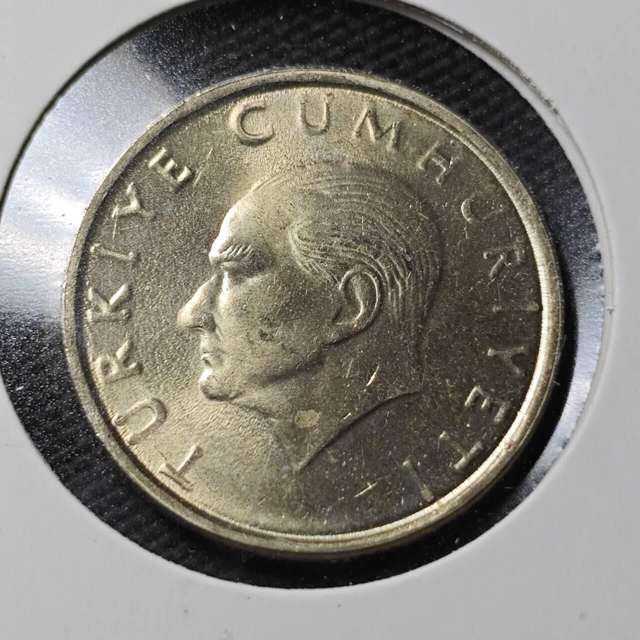 KK钱币收藏小铺  第365场  2月预留时间 周末发货  1998土耳其10BIN里拉 好品