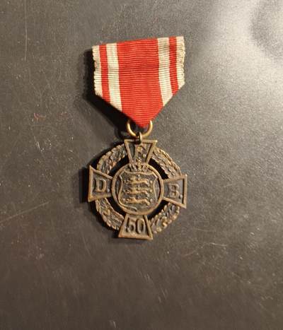 勋章杂货 - 丹麦十字奖章    826银镀金    