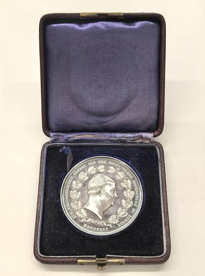 博洋堂“物美丰成”11月精品专场暨第145期（全场包邮） - 德国柏林工业大学银章，56mm，带原盒，品相极佳