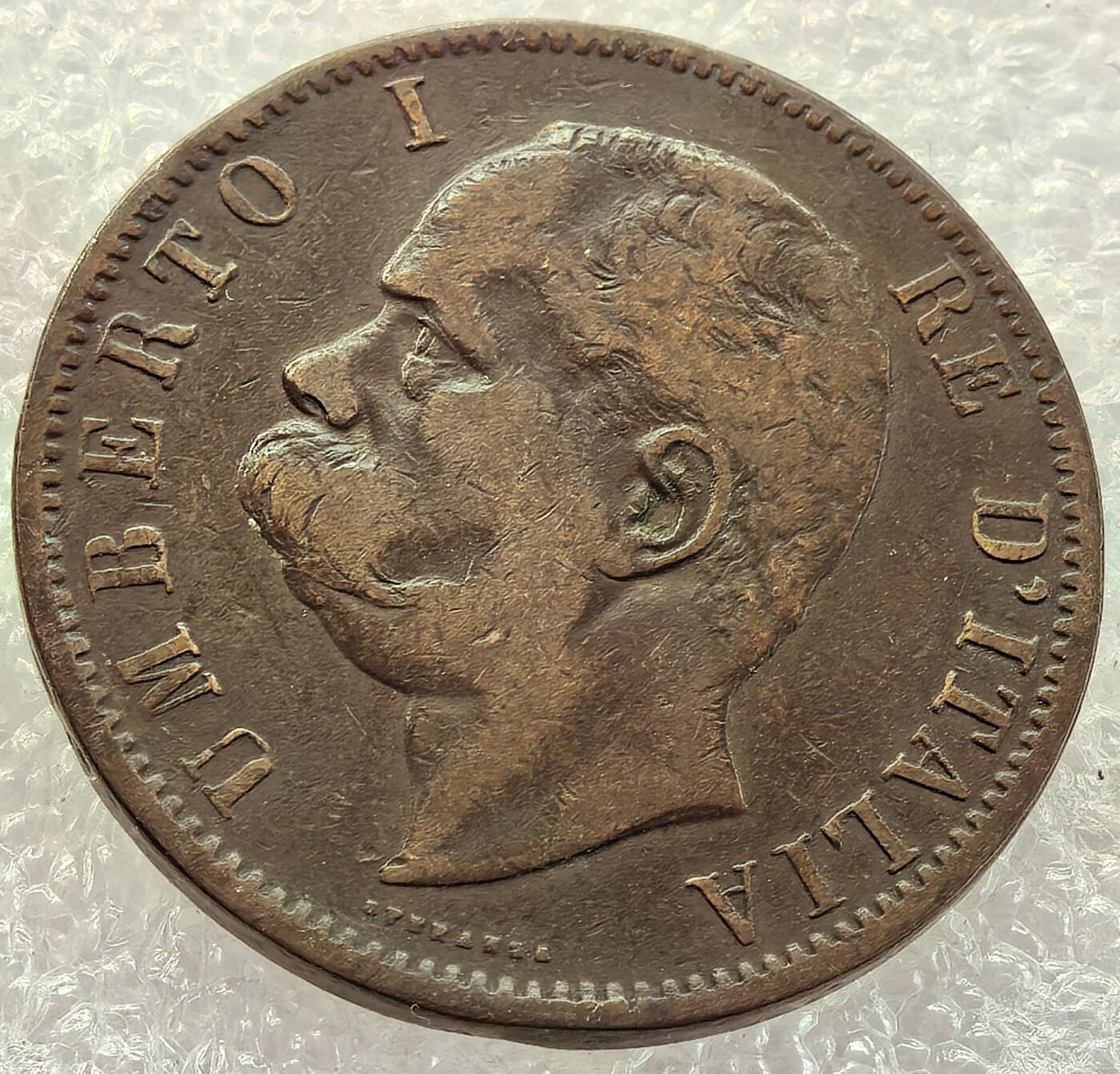  外国优质老铜币银币，周六九点倒数截拍，满百包邮，可寄存半年，喜欢朋友微信扫描二维码可直接参拍