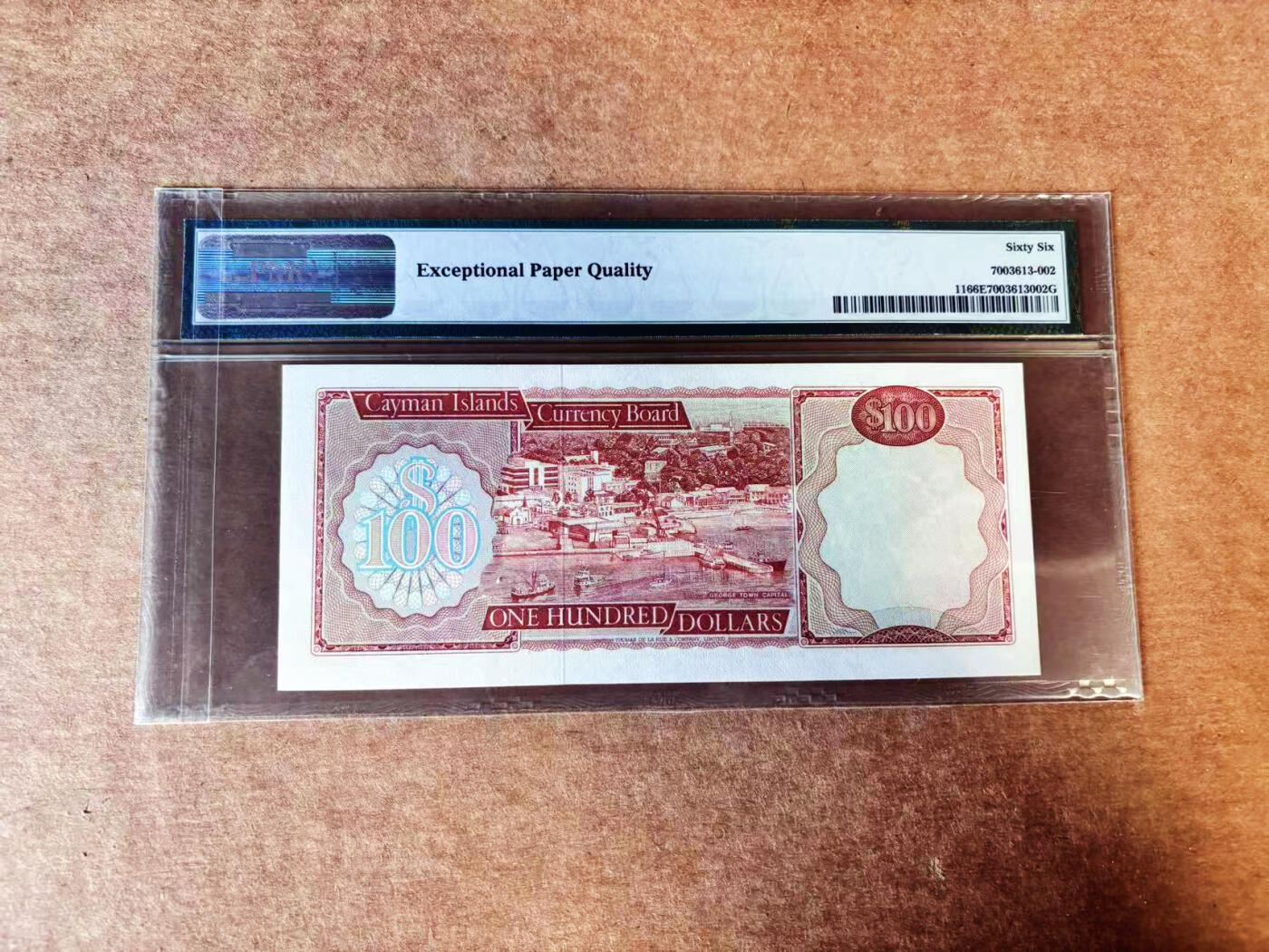 【Blue Auction】世界纸币精拍第747期——18级TOP拍卖/信誉/品质/专业/高效💫 【A/1首发冠 22小号罕见】开曼群岛1974年100元 最高值 背面海岛风光 女王 PMG66EPQ 老壳