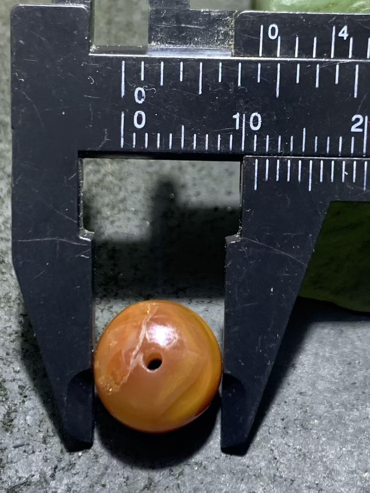 冻料战国红玛瑙老形通货桶珠一个