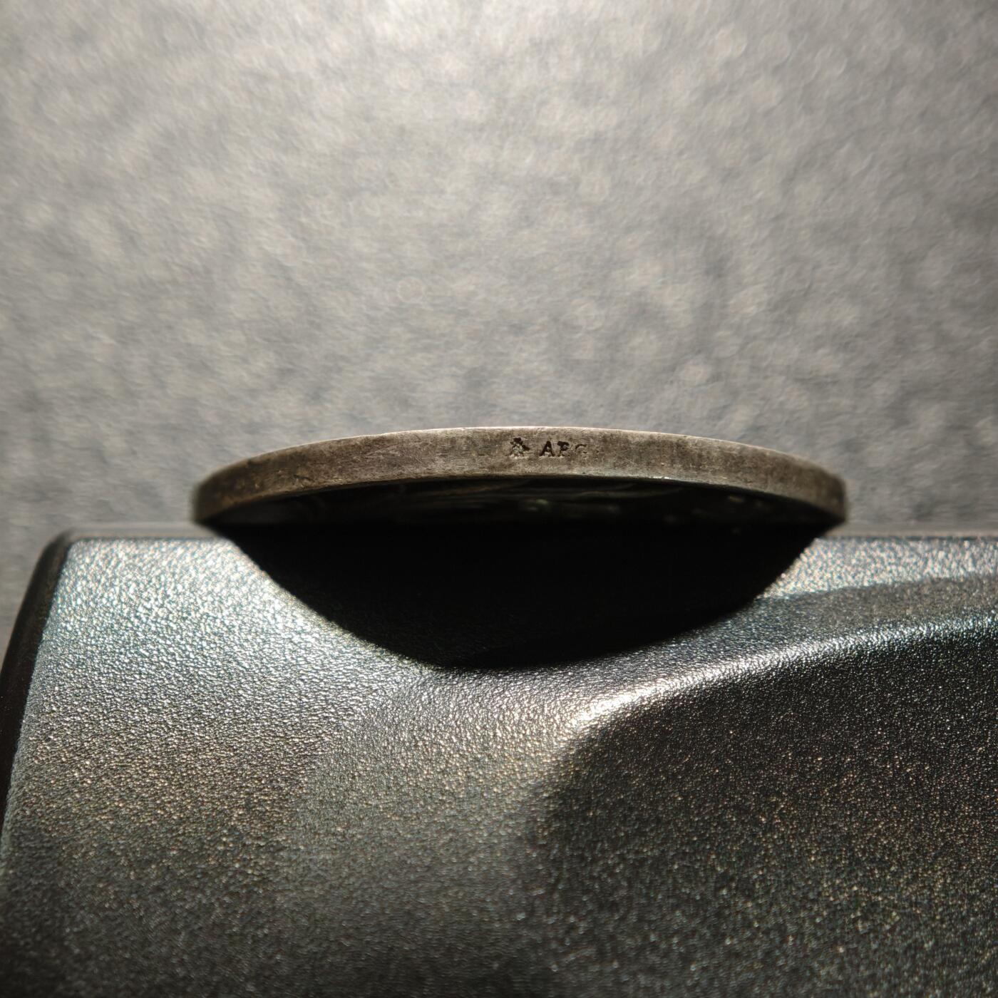 【德藏】世界币章拍卖第152期（拍品征集中~欢迎藏友联系） 1821年 法国南特储蓄银行圆形代用币银章 蜜蜂边铭 五彩包浆 直径约：28.7mm；重约：10g