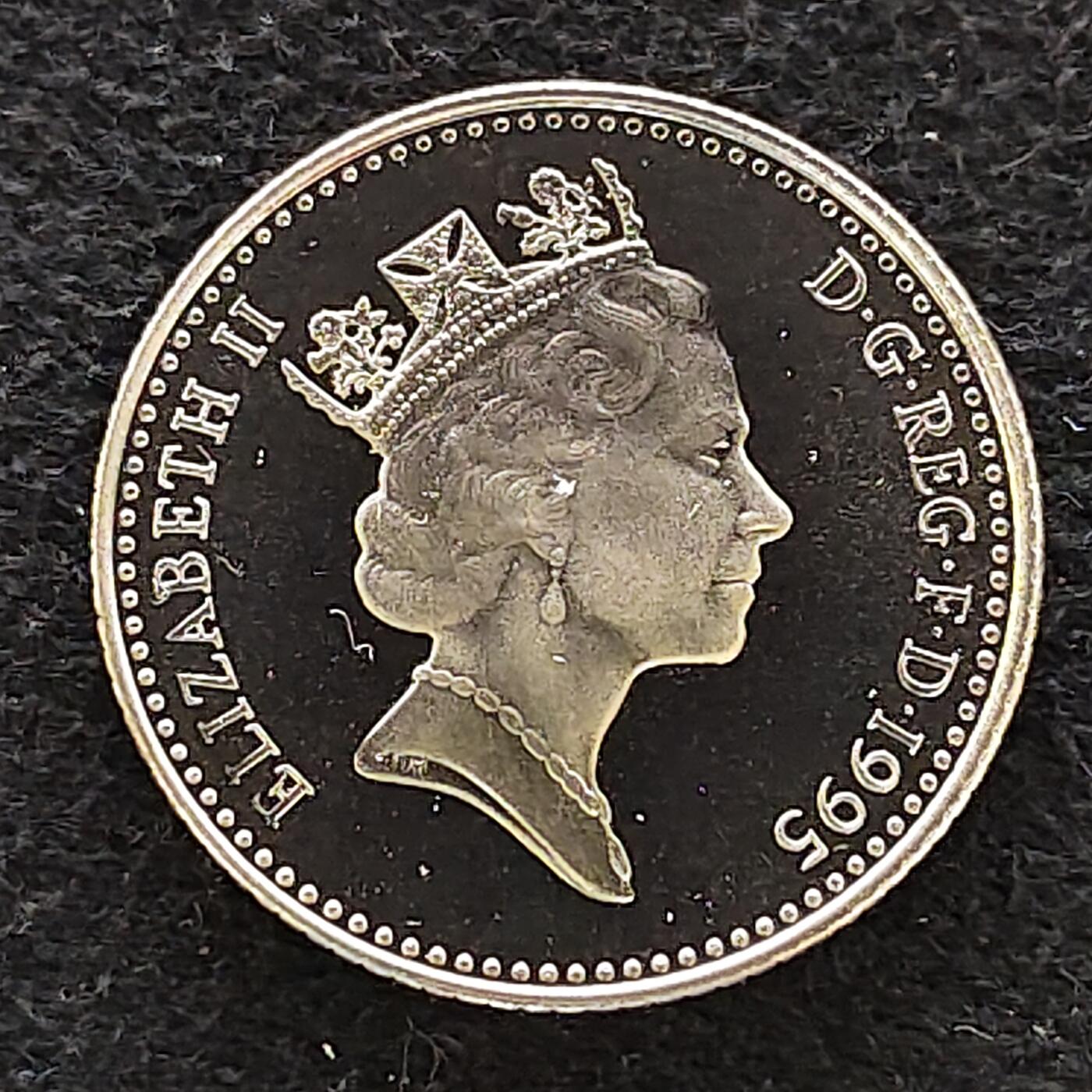 【全场包邮】纯粹捡漏拍474场（免费代拍第11场） 英国1995年10便士精制币