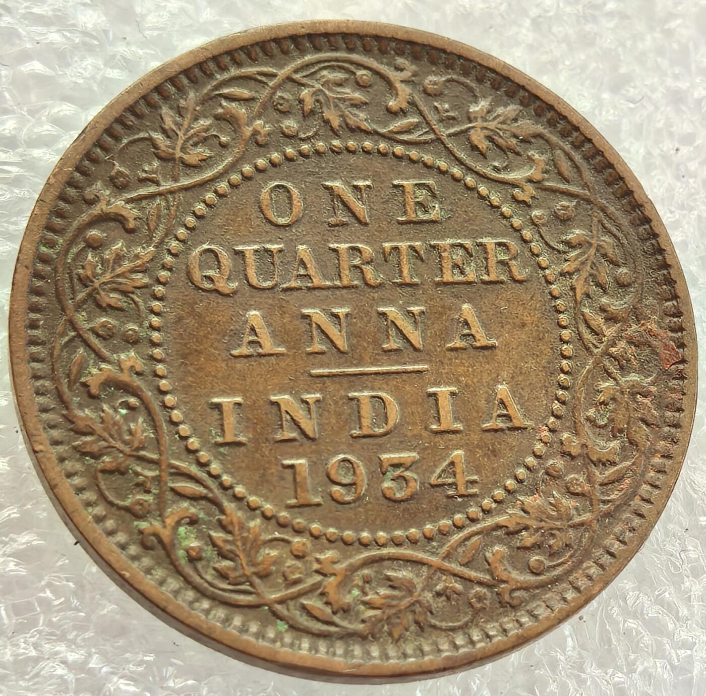  外国优质老铜币银币，周六九点倒数截拍，满百包邮，可寄存半年，喜欢朋友微信扫描二维码可直接参拍