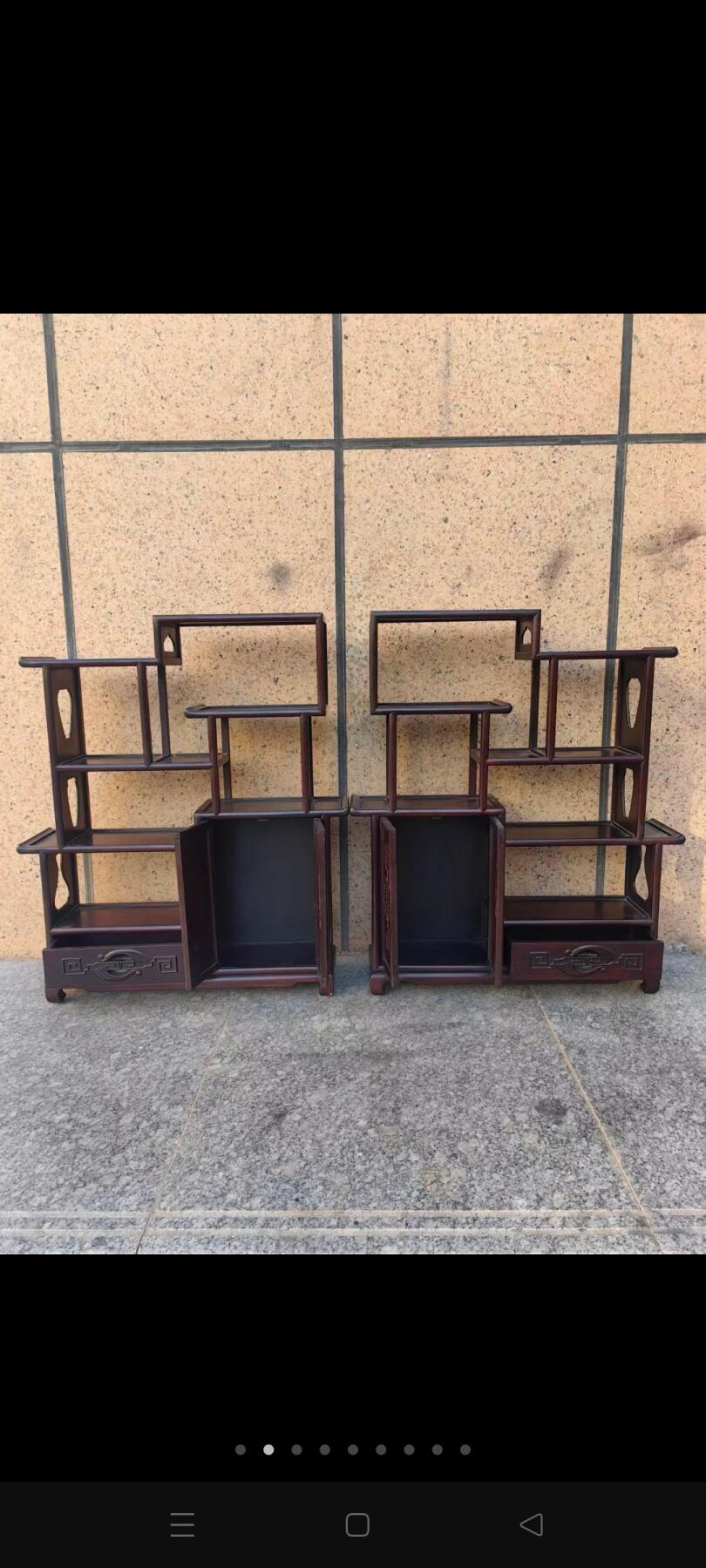 民国时期老红木（大红酸枝交趾黄檀）博古架一对，造型独特独树一帆，传承百年老皮壳老包浆卯榫结构，整体结实不松动经济实惠耐用，入手即用无需忧虑！