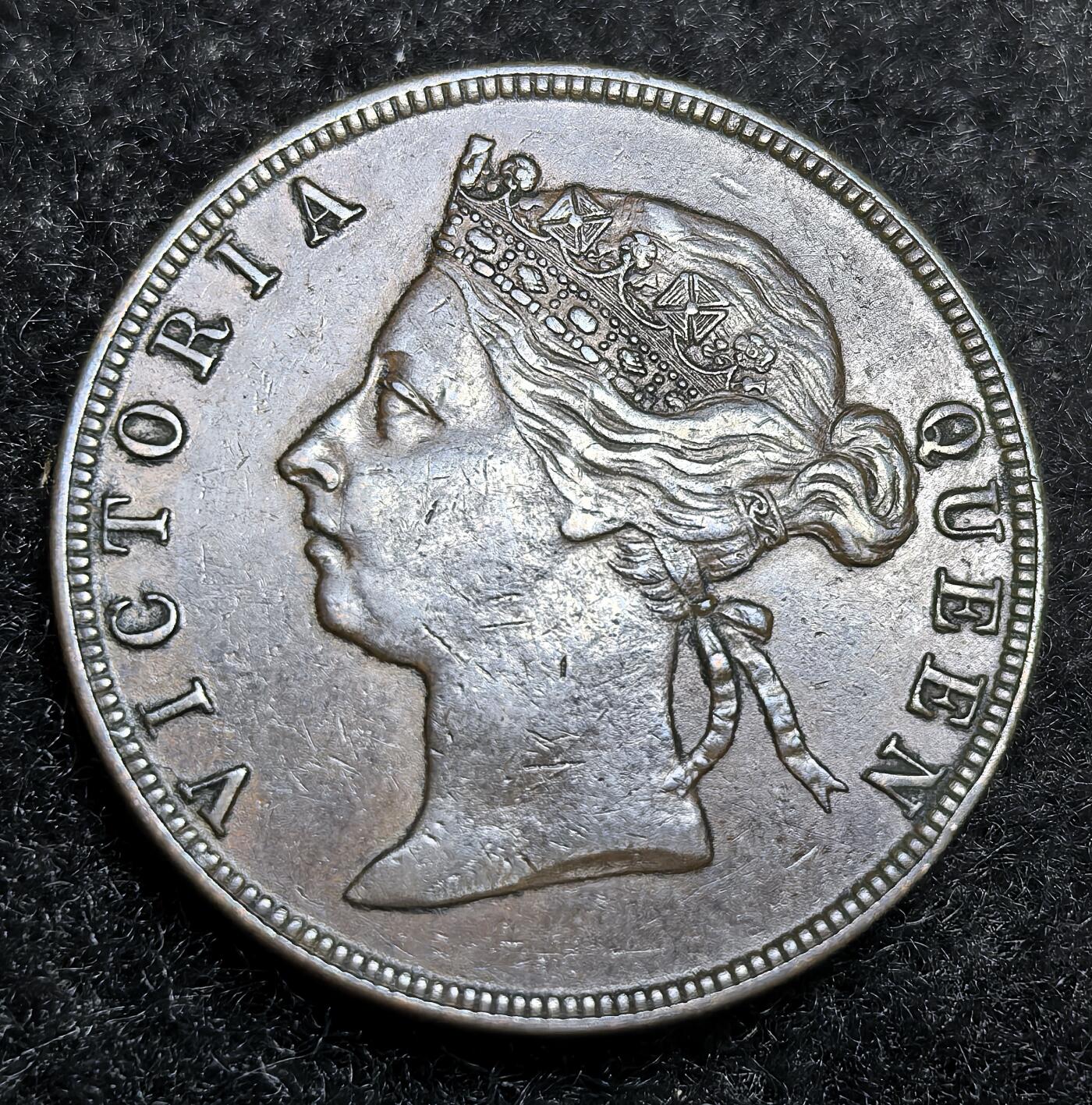 西班牙、丹属西印度、法属殖民地、乌拉圭银币古铜币，周五晚上九点倒数截拍，满百包邮，可寄存半年，喜欢朋友微信扫描二维码可直接参拍 UNC英属洪都拉斯1885年1分，km6