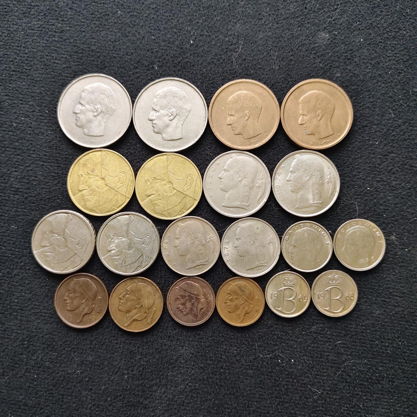 【全场包邮】纯粹捡漏拍474场（免费代拍第11场） 比利时各年份双语言版本好品相20枚大全套