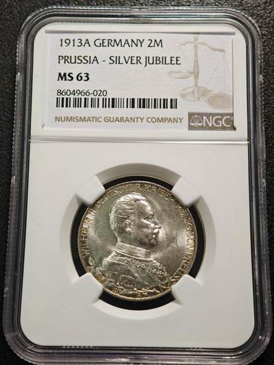 【德藏】世界币章拍卖第152期（拍品征集中~欢迎藏友联系） - 1913年 德国普鲁士威廉二世军装2马克银币 淡环彩包浆 原光十足 状态极佳 NGC MS63