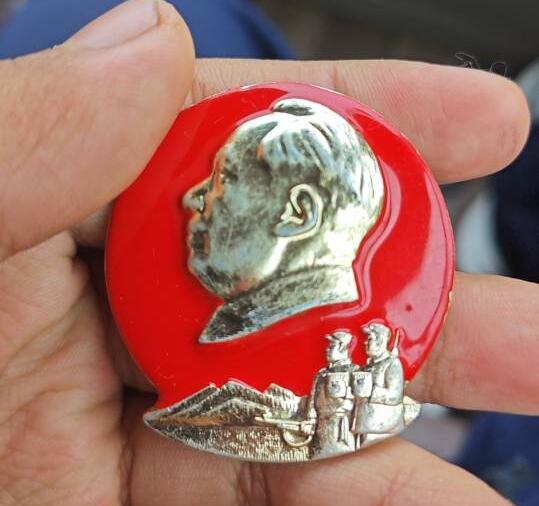 毛章  提高警惕 加强边防 内蒙古军区