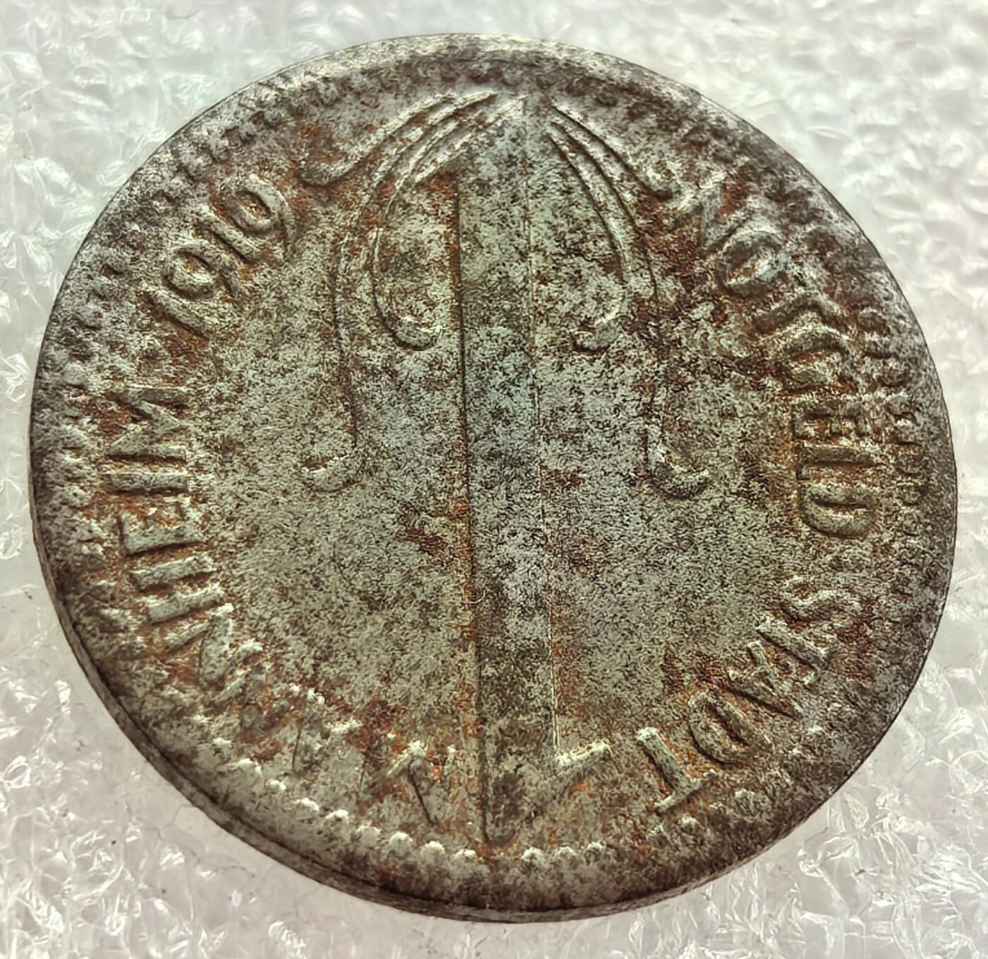  外国优质老铜币银币，周六九点倒数截拍，满百包邮，可寄存半年，喜欢朋友微信扫描二维码可直接参拍 德国曼海姆市1919年10芬尼