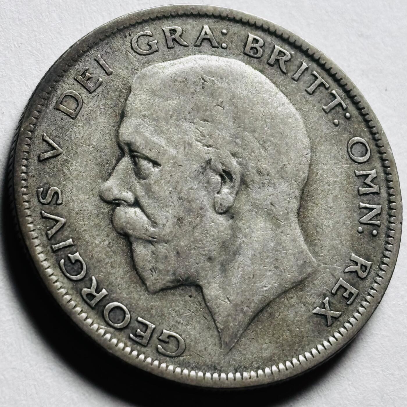 文馨钱币收藏第 279 场，银币，纪念铜章场 长期接收代拍品 1928 年英国乔治五世半克朗大银币