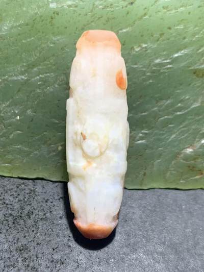 精美川料亚光红白南红玛瑙雕刻九眼天珠一个， - 精美川料亚光红白南红玛瑙雕刻九眼天珠一个，