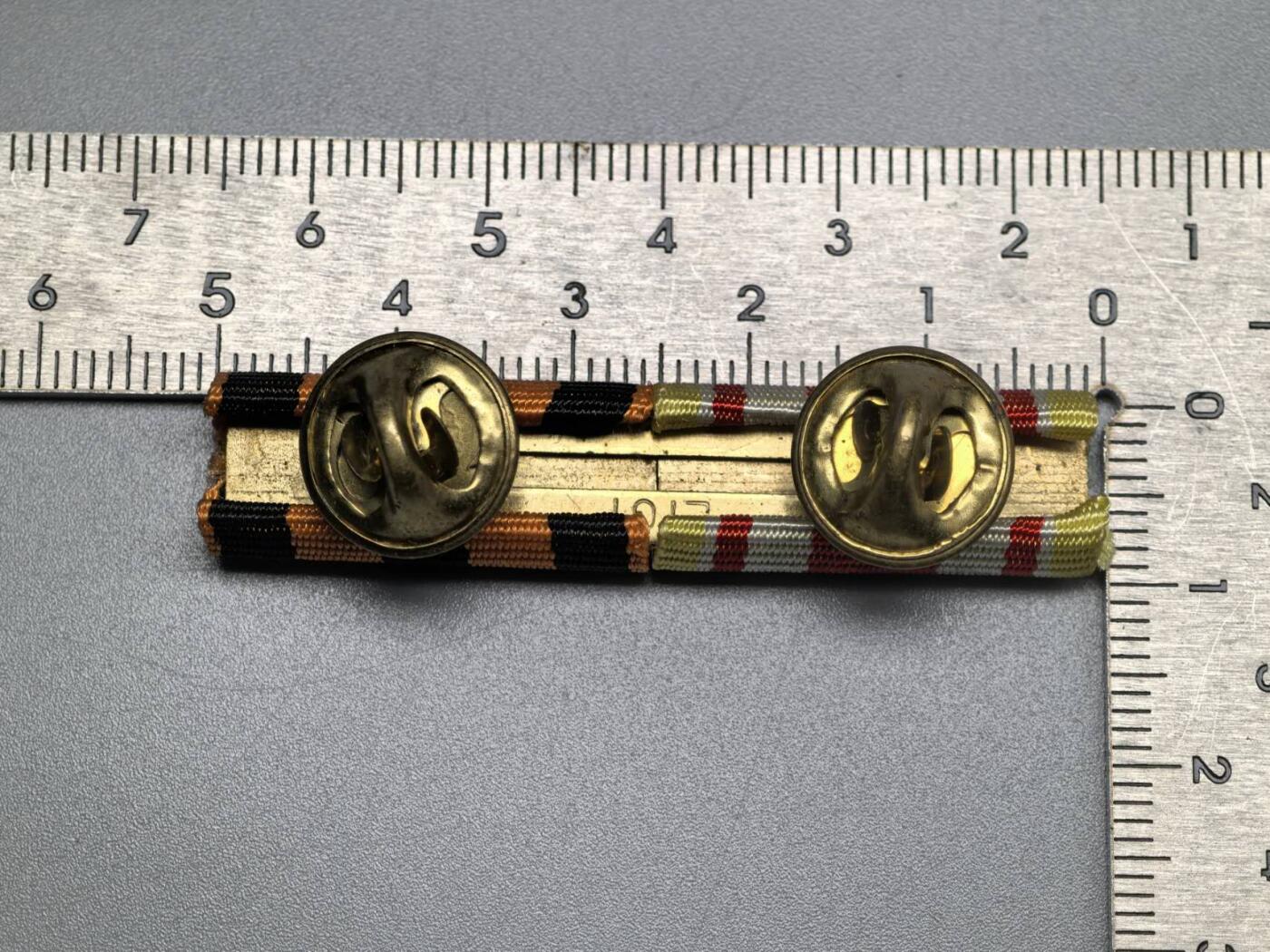 小驴勋章奖章收藏11月8日周六晚6点拍卖（珍爱和平，收藏战争，铭记历史，勿忘国耻，忠党爱国。有偿代拍，送拍规则在简介最后，参拍须阅读规则后再参拍，关系到运费包装发货时效真假辨别等关键信息，拍卖时不再发原图，看大图店主微信码在最后拍品里）