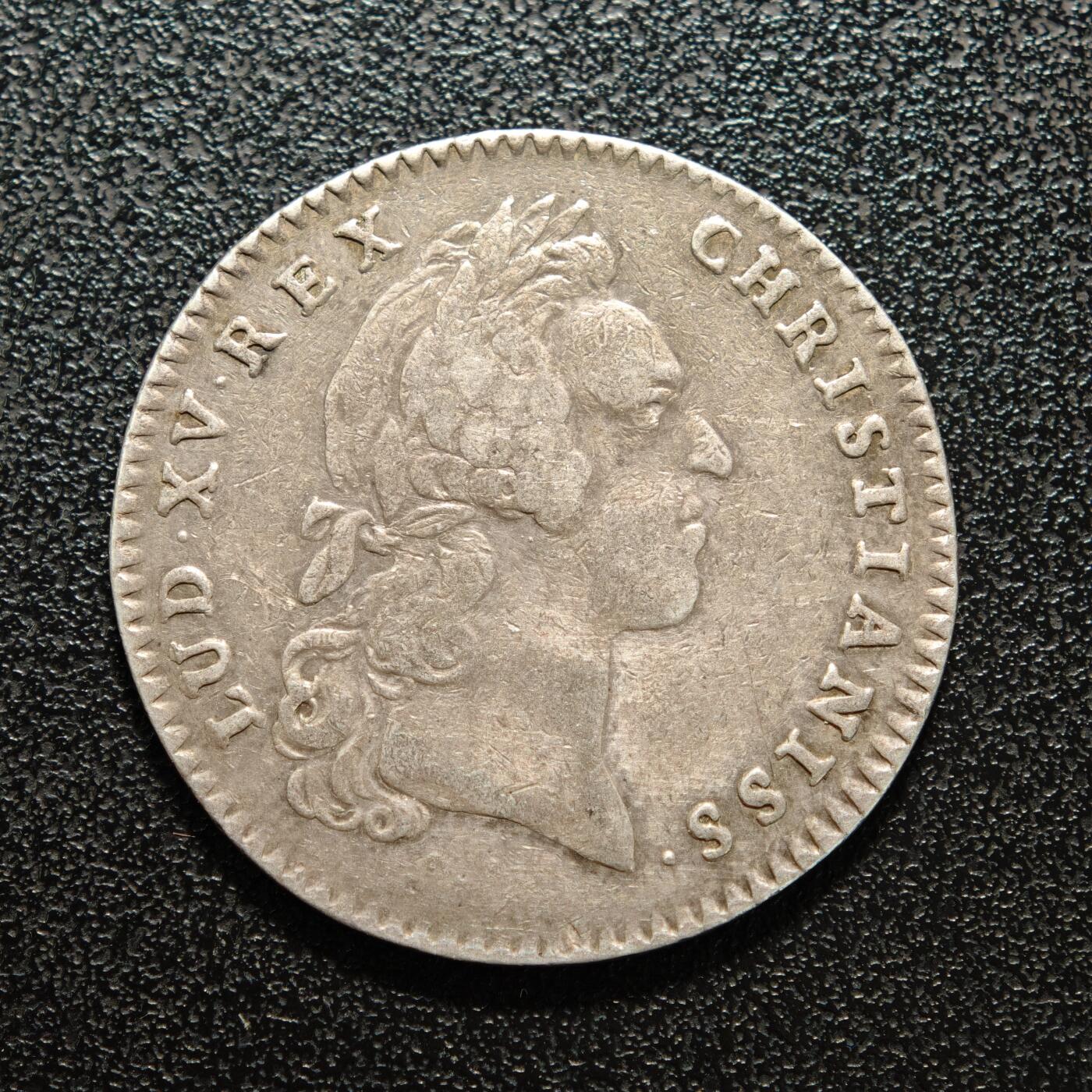 【德藏】世界币章拍卖第152期（拍品征集中~欢迎藏友联系） 1715-1774年 法国路易十五圣路易斯军事代用币银章 状态安逸 原味包浆 直径约：30.3mm；重约：9.4g