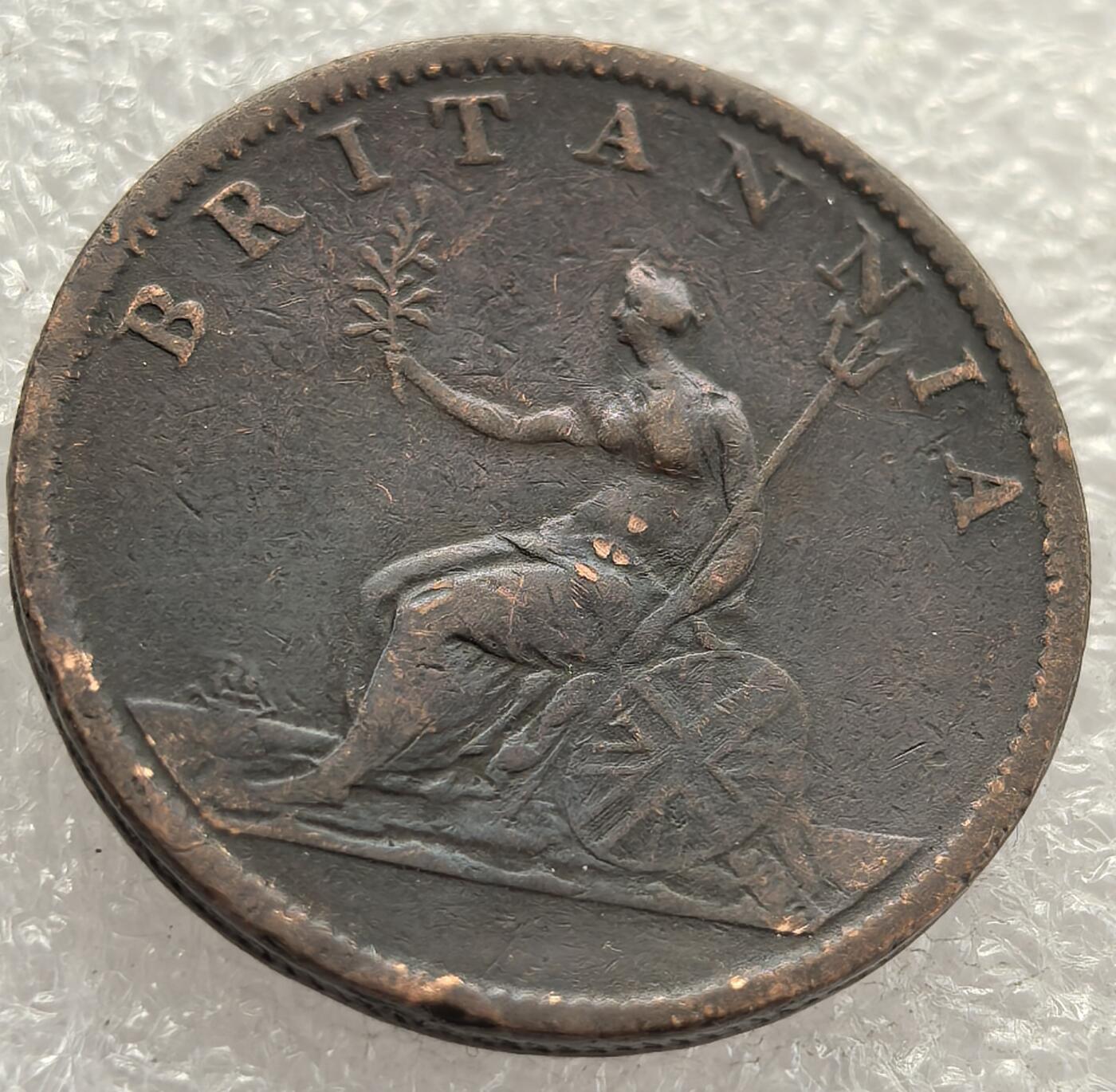  外国优质老铜币银币，周六九点倒数截拍，满百包邮，可寄存半年，喜欢朋友微信扫描二维码可直接参拍