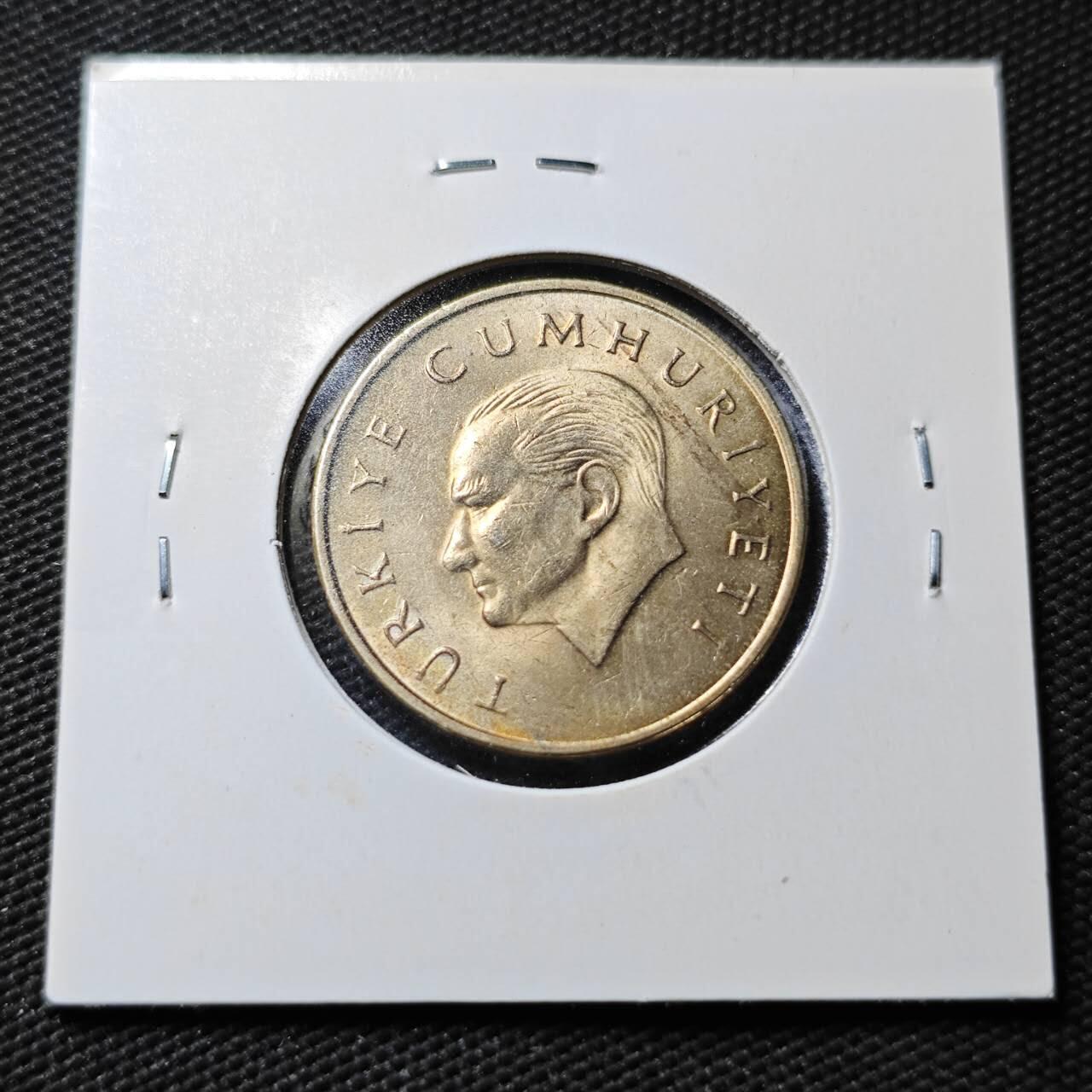 KK钱币收藏小铺  第365场  2月预留时间 周末发货  1996土耳其10BIN里拉 玫瑰花 好品