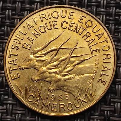 布加迪🐬～世界钱币(上海)🌾第 258 期 /  各国套币和散币 - 客麦隆 1965年 10法郎 原光好品