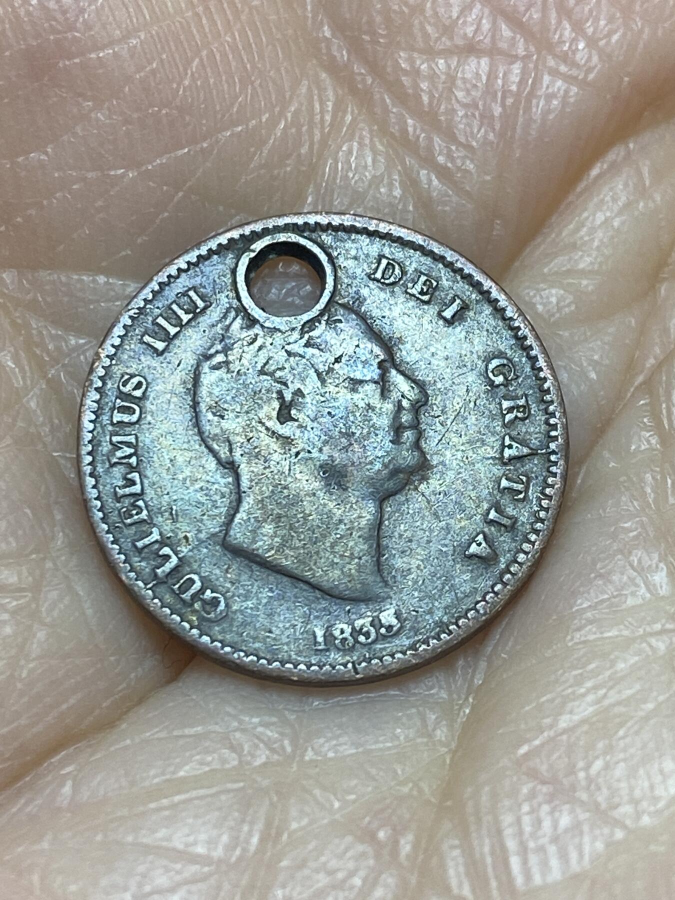 2025年第一百二十四场(总第一百五十场）外国好品散币(免佣金) 少见打孔–英国🇬🇧1835年1法新(威廉四世时期)