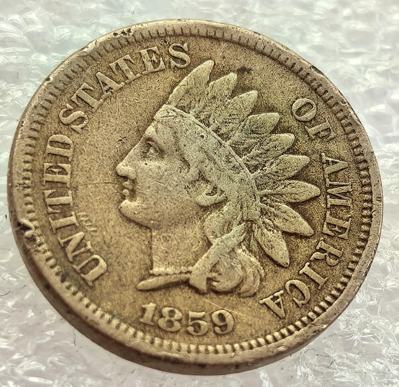  外国优质老铜币银币，周六九点倒数截拍，满百包邮，可寄存半年，喜欢朋友微信扫描二维码可直接参拍 少见美国1859年1分