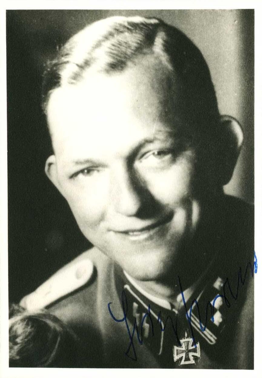 小驴勋章奖章收藏11月8日周六晚6点拍卖（珍爱和平，收藏战争，铭记历史，勿忘国耻，忠党爱国。有偿代拍，送拍规则在简介最后，参拍须阅读规则后再参拍，关系到运费包装发货时效真假辨别等关键信息，拍卖时不再发原图，看大图店主微信码在最后拍品里） SS警察师Heinz Jürgens战后爱克发水印相纸正反双亲签