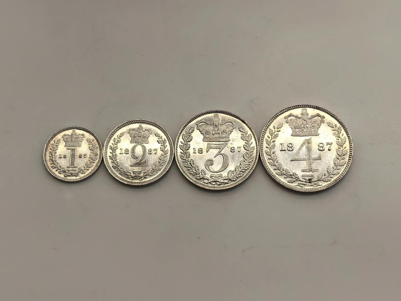 博洋堂“物美丰成”11月精品专场暨第145期（全场包邮） 英国1887年维多利亚女王濯足币套装银币