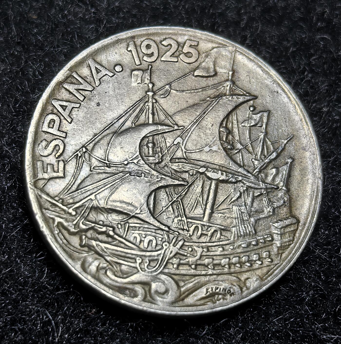 西班牙、丹属西印度、法属殖民地、乌拉圭银币古铜币，周五晚上九点倒数截拍，满百包邮，可寄存半年，喜欢朋友微信扫描二维码可直接参拍 少见好品相西班牙1925年25分，km740