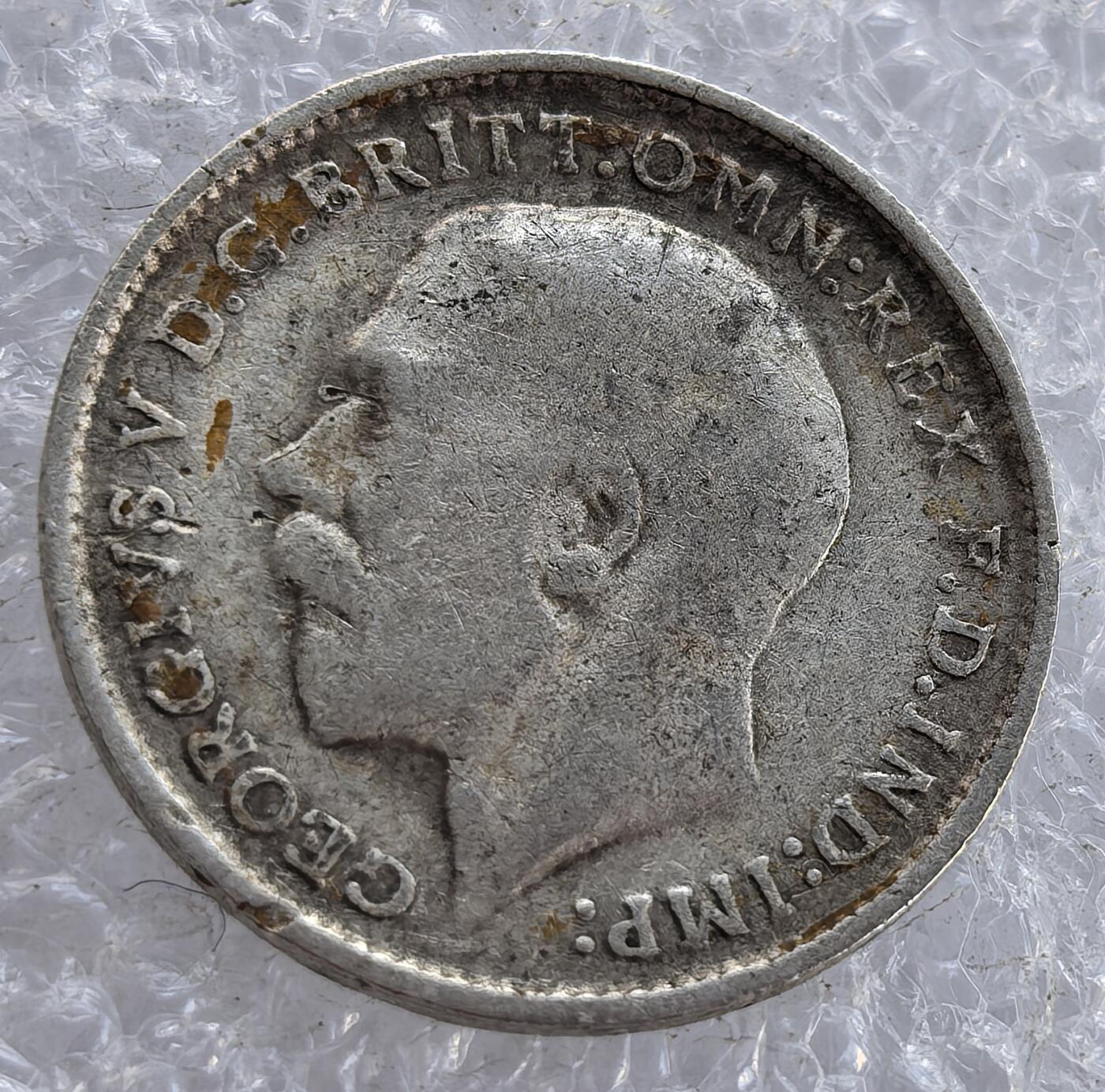  外国优质老铜币银币，周六九点倒数截拍，满百包邮，可寄存半年，喜欢朋友微信扫描二维码可直接参拍 英国1912年3便士银币