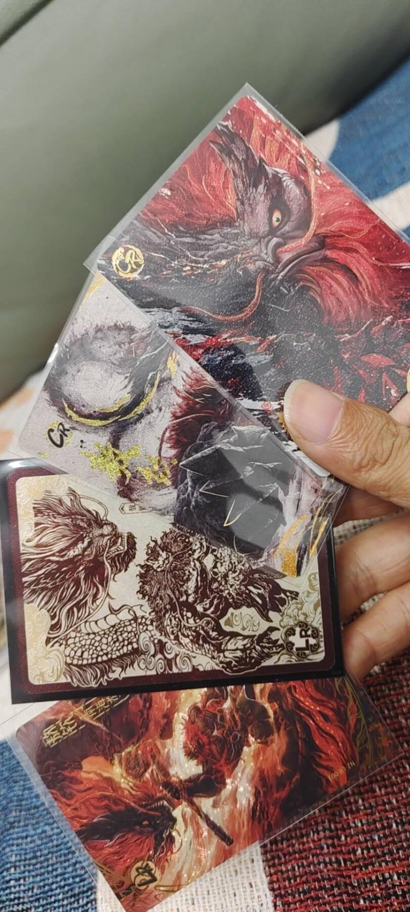 秋原瞳的小店第二十八期（持续收拍，深夜入冬的稀雨，总是静寂的……） 卡游哪吒敖钦4大卡位，一次收集齐