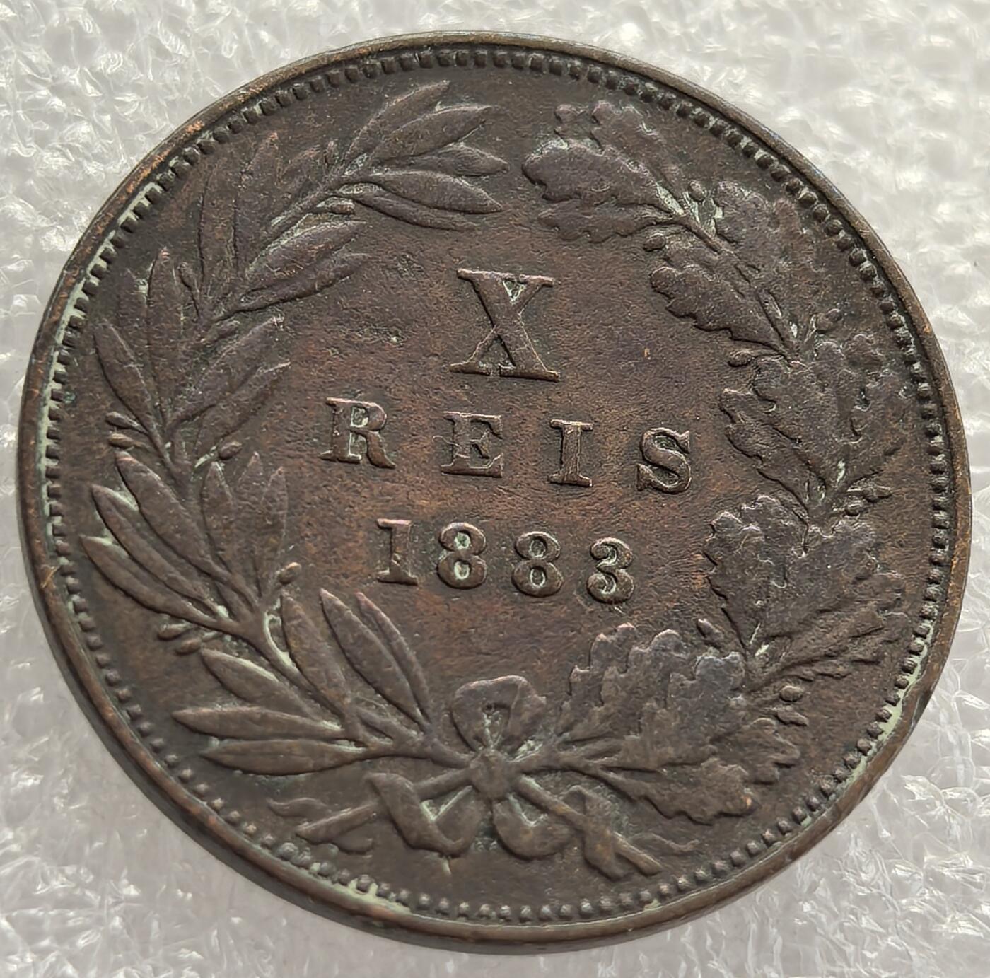  外国优质老铜币银币，周六九点倒数截拍，满百包邮，可寄存半年，喜欢朋友微信扫描二维码可直接参拍