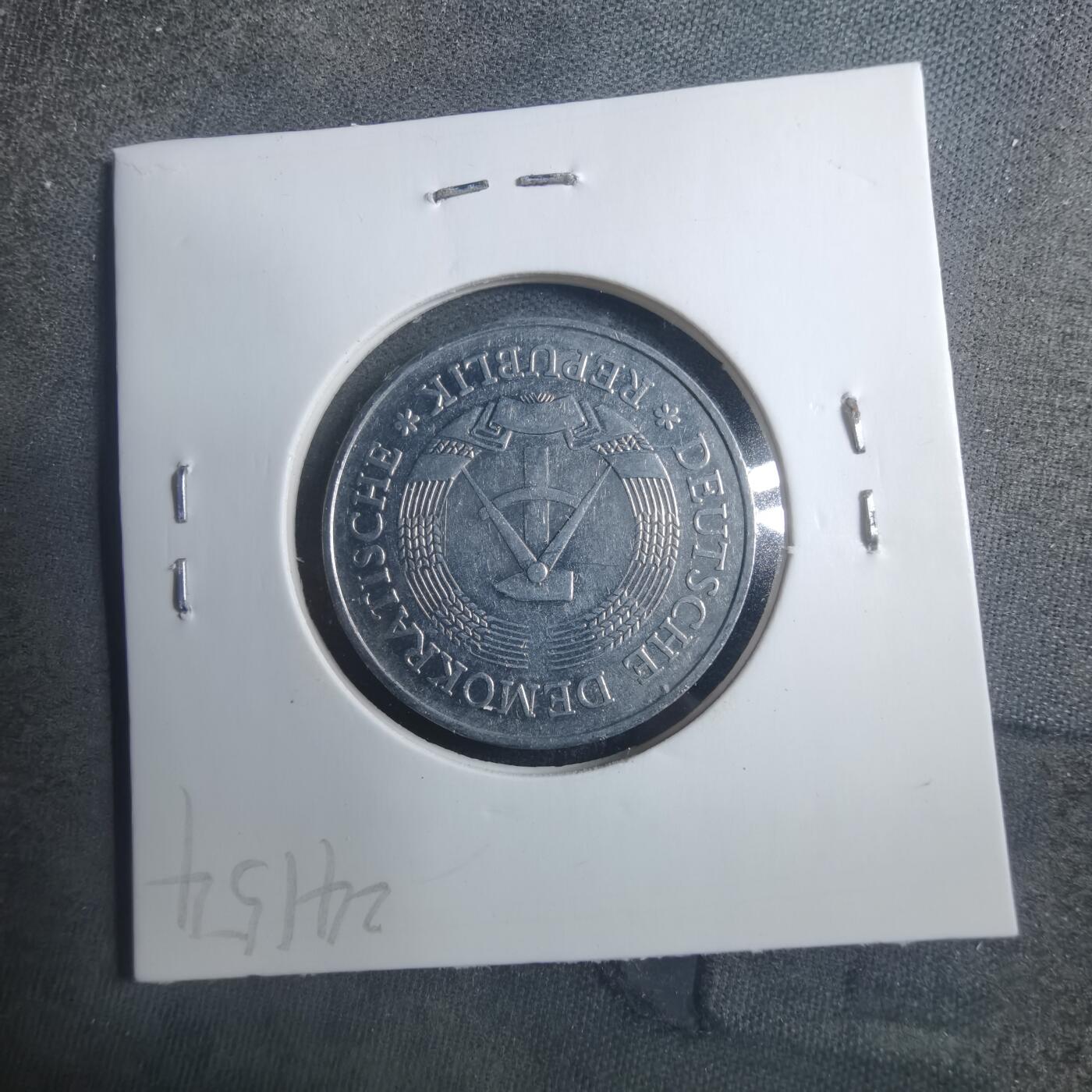 沼泽如烟--第893场 东德1977年1马克