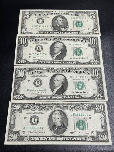 《外钞收藏家》第五百八十二期（精品场）（本平台长期征集拍品、欢迎藏友们联系合作） - 美国小头版5、10、20美元 4张一起 非全新 品相如图