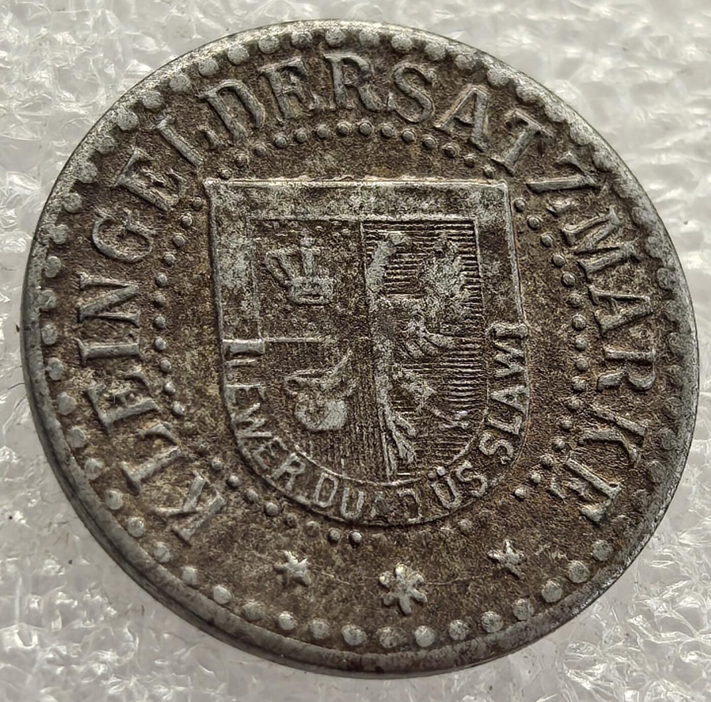  外国优质老铜币银币，周六九点倒数截拍，满百包邮，可寄存半年，喜欢朋友微信扫描二维码可直接参拍 少见德国一级行政区石勒苏益格-荷尔斯泰因州10芬尼