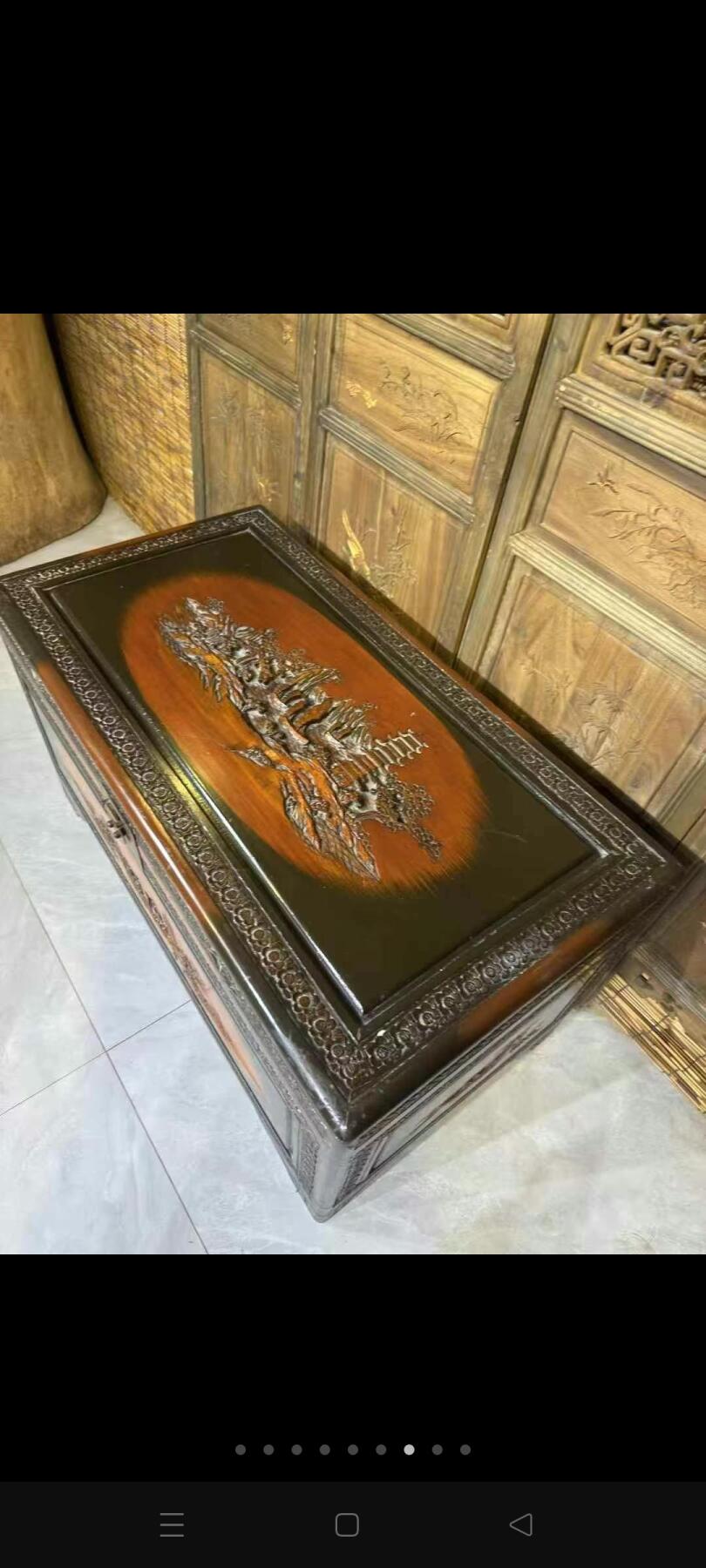 解放时期樟木箱，满雕工（五面雕工），内带隔层，收藏字画，收纳衣物，防潮，多防虫蛀正常使用尺寸：100/52/55