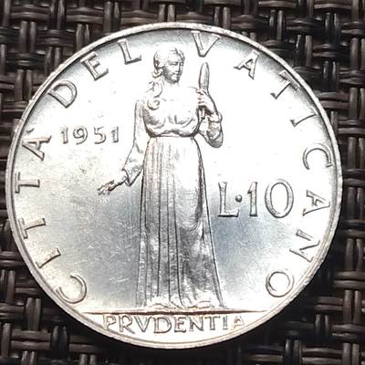 布加迪🐬～世界钱币(上海)🌾第 258 期 /  各国套币和散币 - 梵蒂冈🇻🇦 1951年 庇护十二世 10里拉铝币 23mm