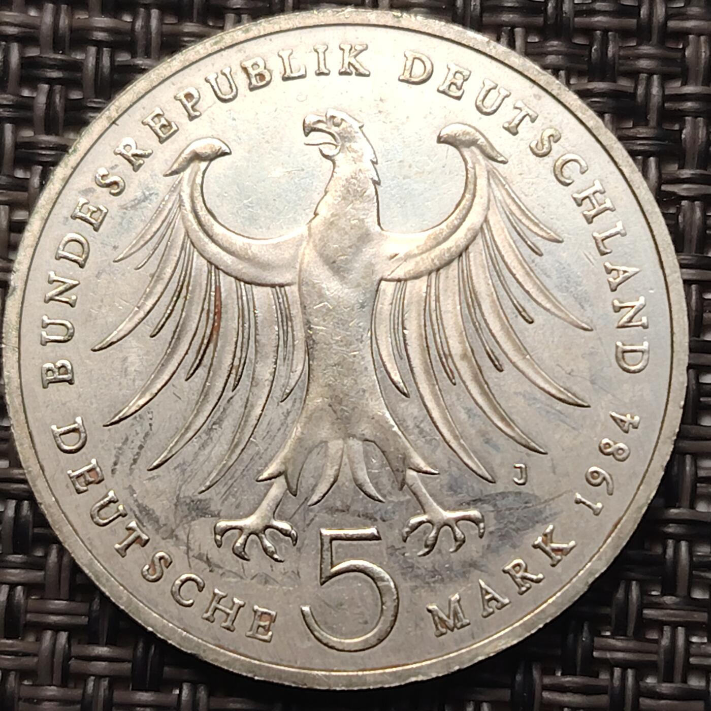 布加迪🐬～世界钱币(上海)🌾第 258 期 /  各国套币和散币