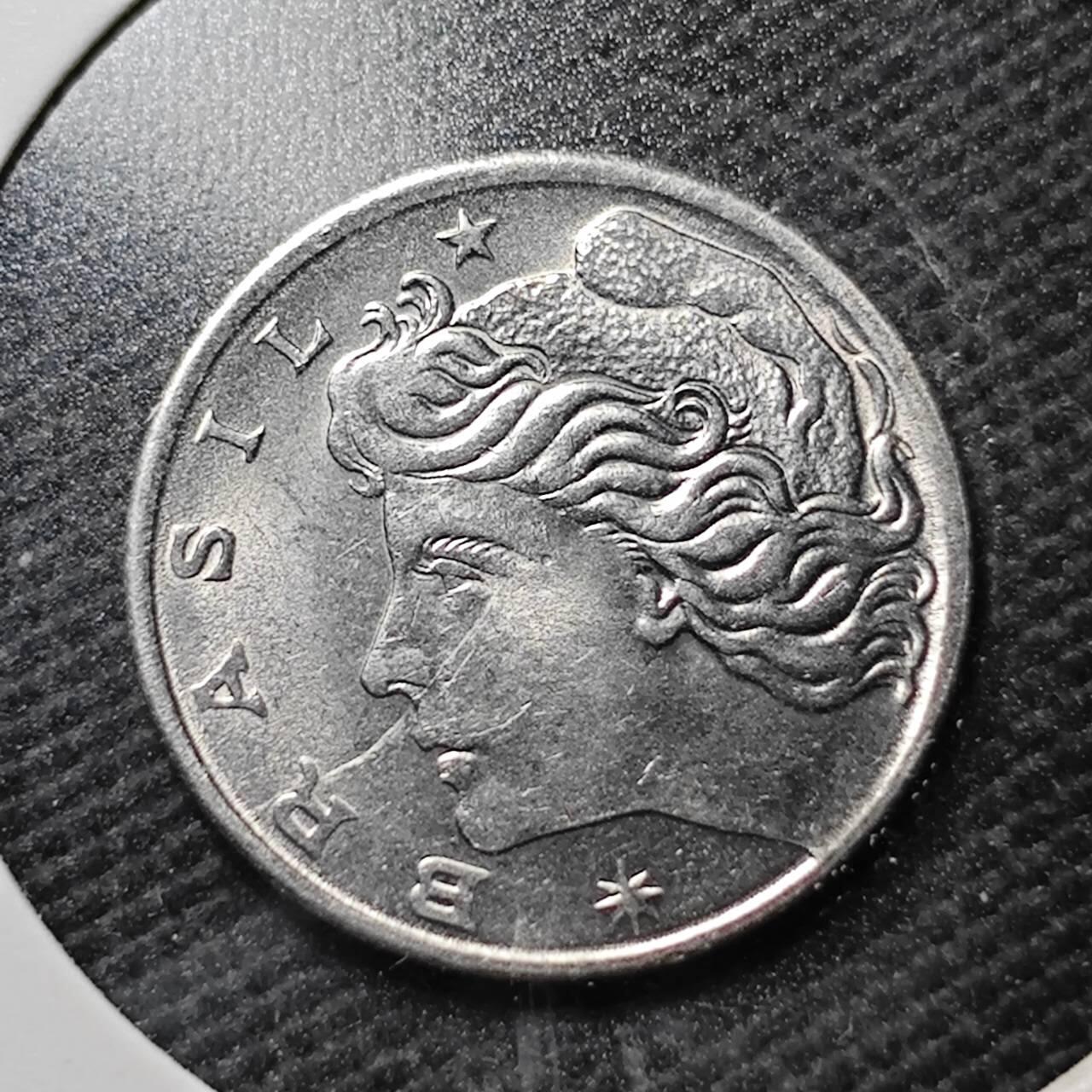 KK钱币收藏小铺  第365场  2月预留时间 周末发货  1975巴西1分 农粮纪念币