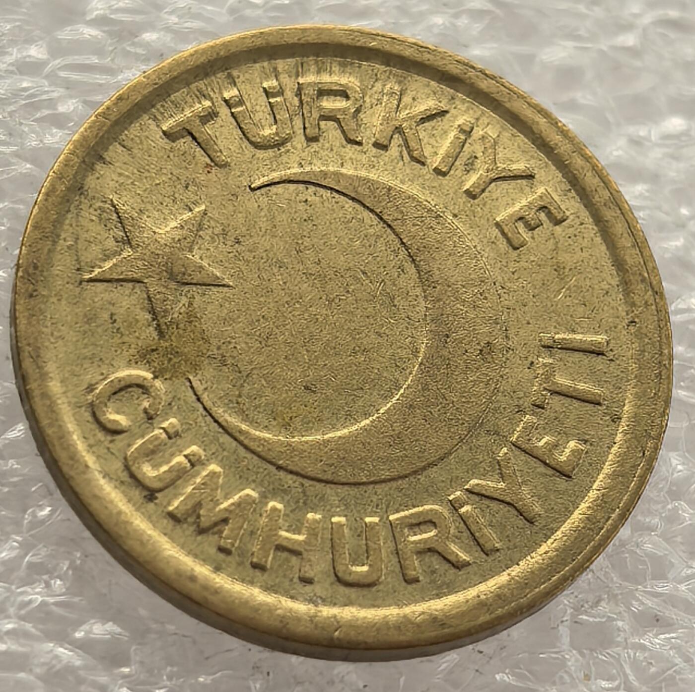  外国优质老铜币银币，周六九点倒数截拍，满百包邮，可寄存半年，喜欢朋友微信扫描二维码可直接参拍 极美品土耳其1940年10库鲁