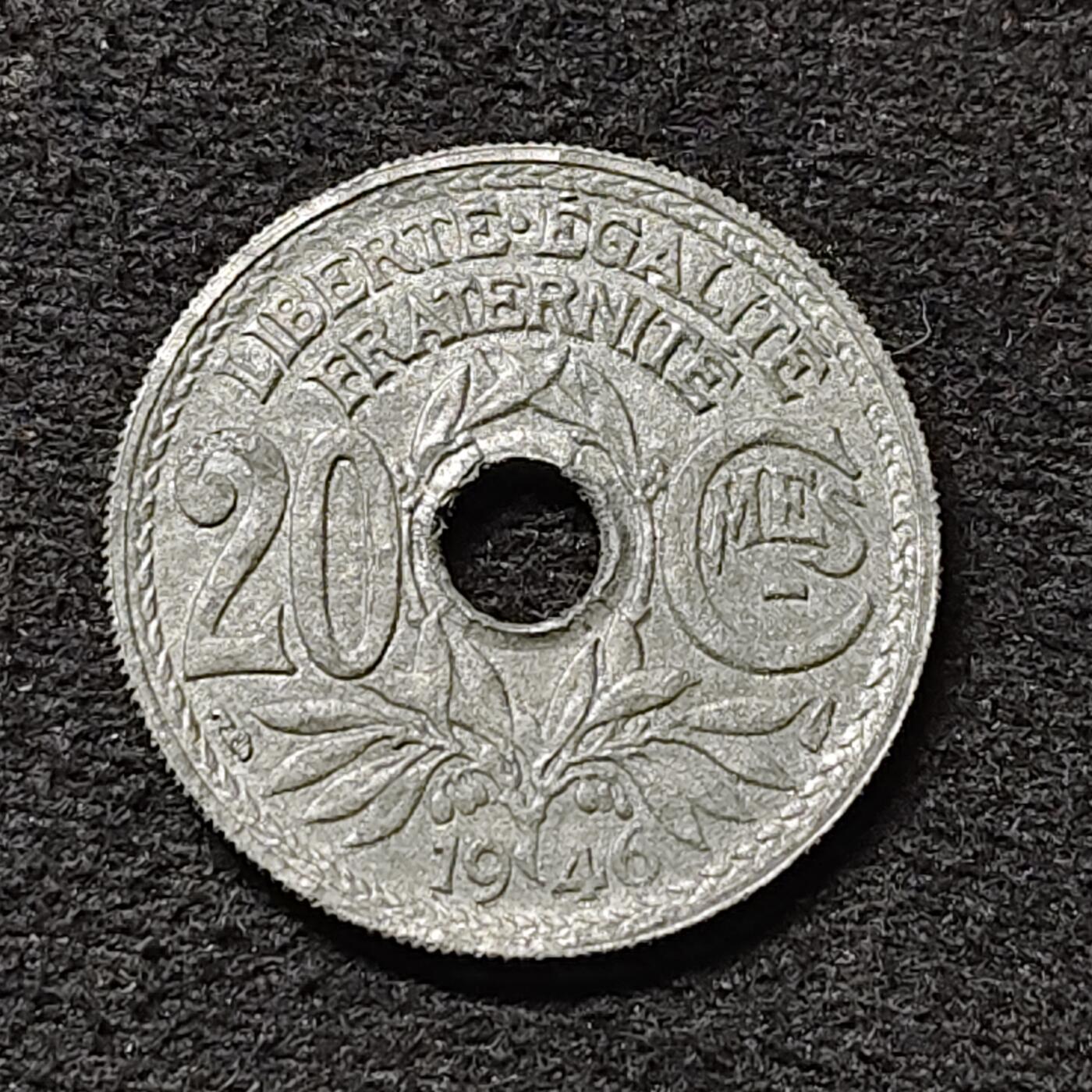 【全场包邮】纯粹捡漏拍474场（免费代拍第11场） 法国1946年20分