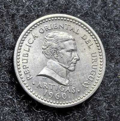 西班牙、丹属西印度、法属殖民地、乌拉圭银币古铜币，周五晚上九点倒数截拍，满百包邮，可寄存半年，喜欢朋友微信扫描二维码可直接参拍 - AU品相乌拉圭1960年25分，km40