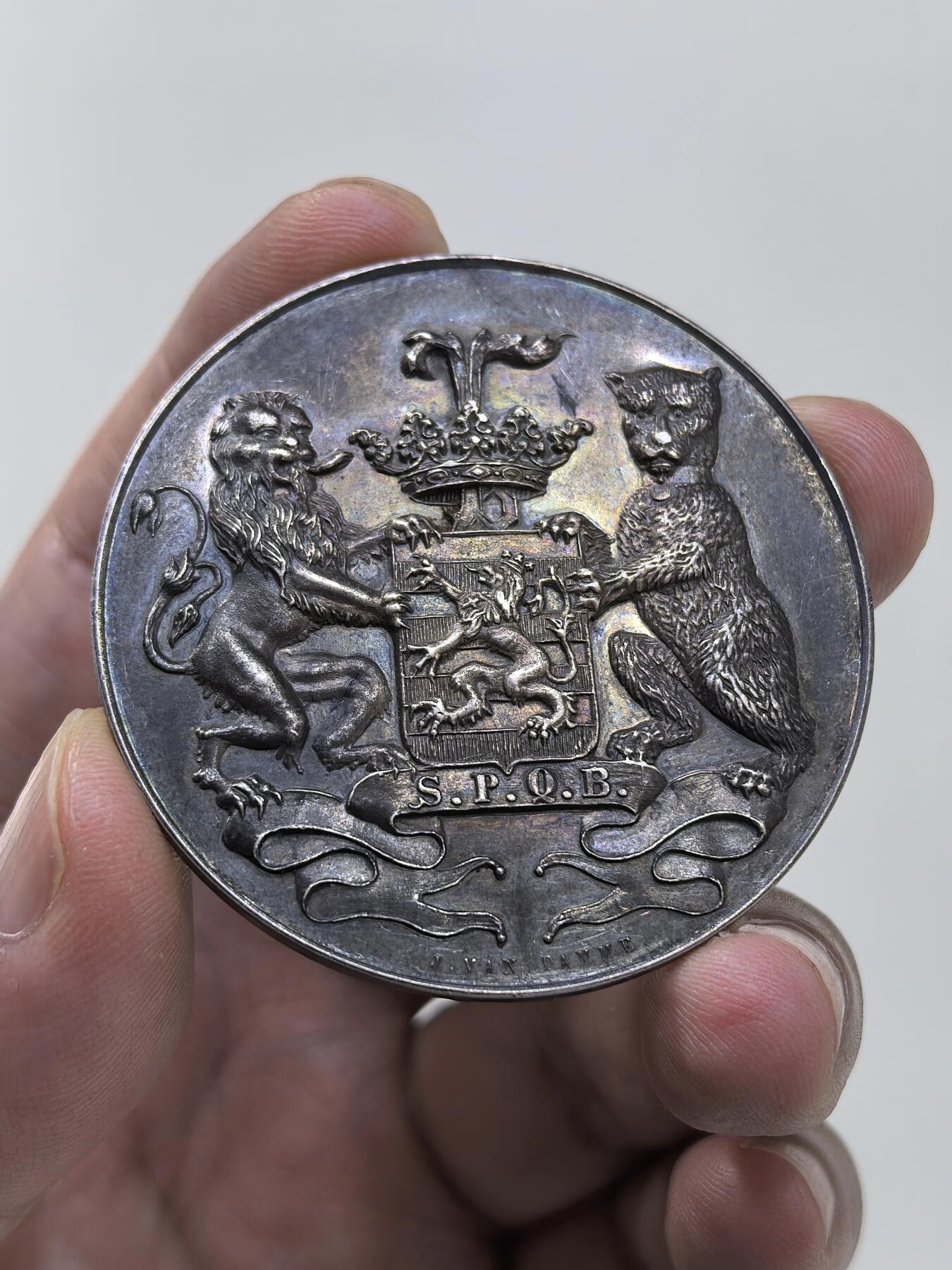 博洋堂“物美丰成”11月精品专场暨第145期（全场包邮） 19世纪比利时高浮雕单面大银章，五彩 ∮50.74mm  39.53g